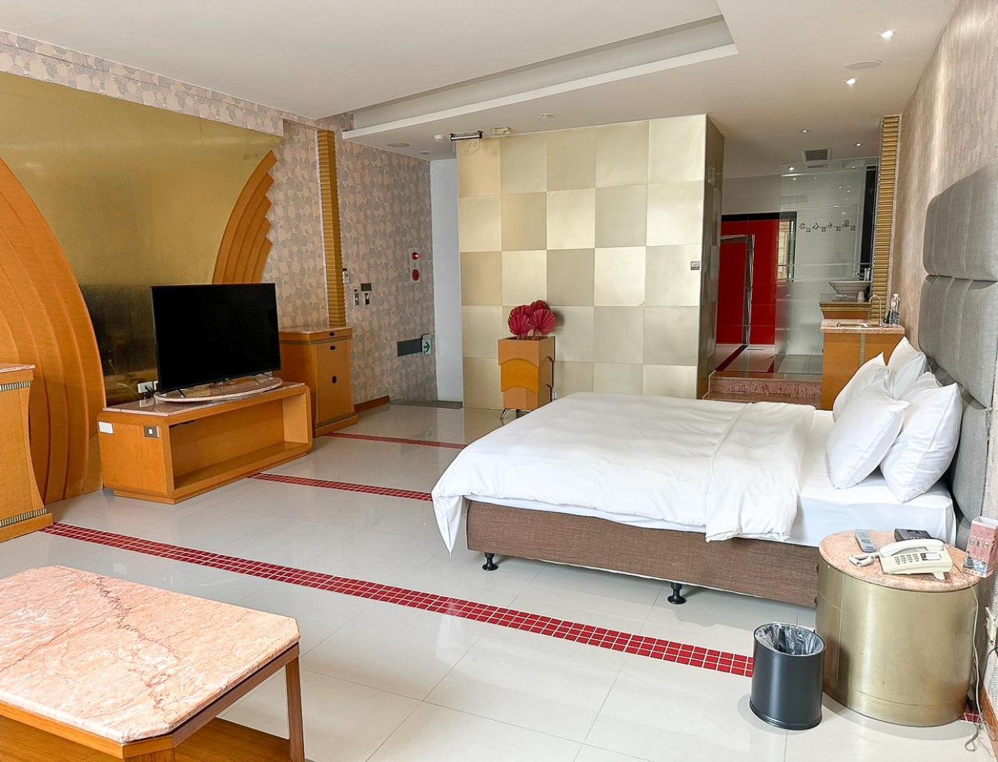 All-Ur Boutique Motel-Jhu Shan Branch Zhushan Bagian luar foto